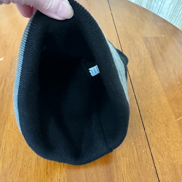 Adidas acrylic knit beanie hat one size fits most - Picture 3 of 4